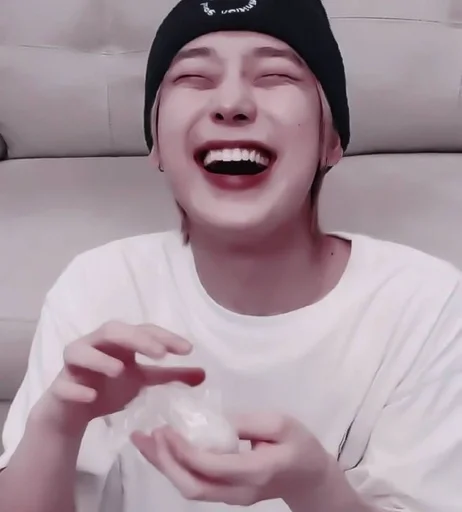 Sticker by @helpdaynddy :: @fStikBot - 0