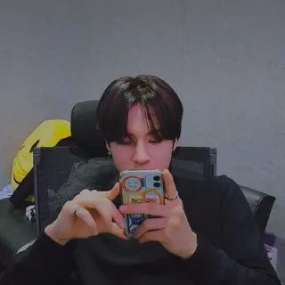 Sticker eric ➵❙ @youstupidknow - 0