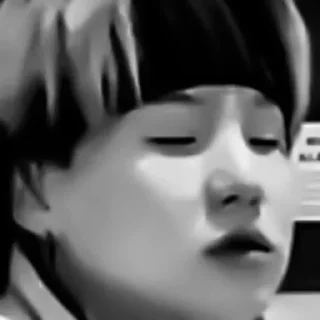 Стикер  ⊱🐺⊰ #yoongi ↷@jjkkxxs↷ - 3