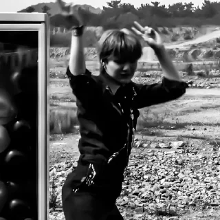 Стикер  ⊱🐺⊰ #yoongi ↷@jjkkxxs↷ - 5