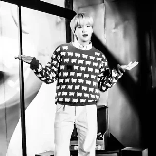 Стикер  ⊱🐺⊰ #yoongi ↷@jjkkxxs↷ - 9