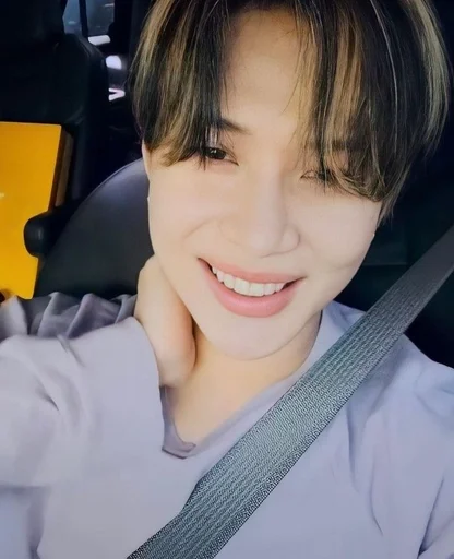 Человек человеческое лицо улыбаться