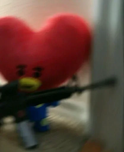 игрушка комнатный красный