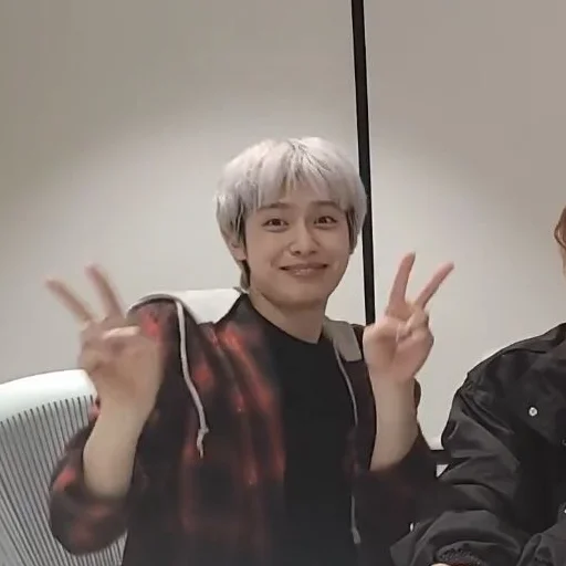 Sticker favoriteidols - 1