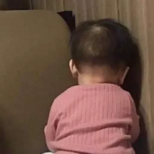 Человек ребёнок комнатный