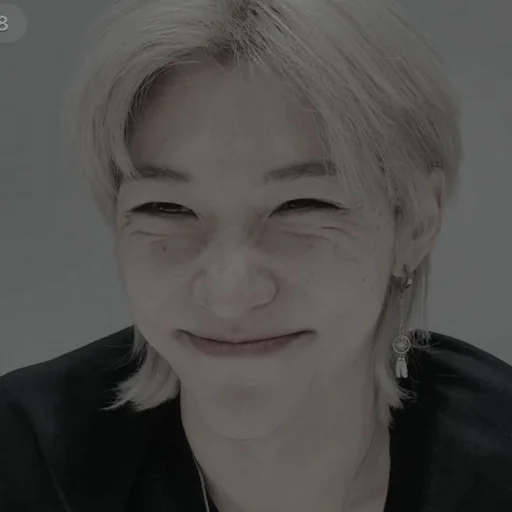 Sticker 𝗳#𝗟𝗶𝙭 . ՏKᘔ  %  @neozan - 11