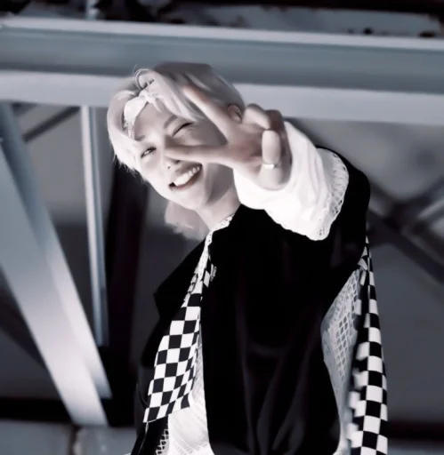 Стикер 𝙛𝙚𝙡𝙞𝙭 @virtstik :: - 5