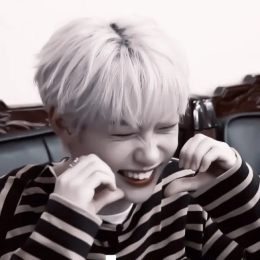 Стикер 𝙛𝙚𝙡𝙞𝙭 @virtstik :: - 4