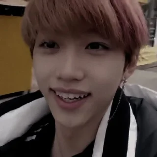 Sticker ✧ ̥ felix stray kids — @lilhyunjin - 6