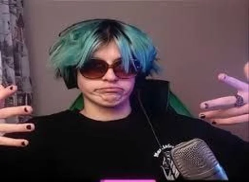 Человек комнатный человеческое лицо