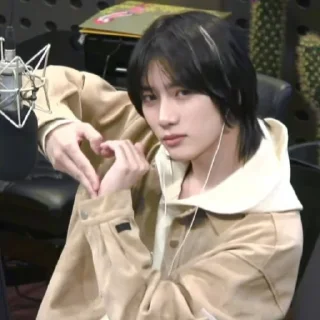 Стикер нэгапьянэ - 0