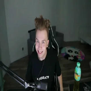 Sticker 𝕡𝕟𝕘𝕗𝕣𝕖𝕒𝕜 
@barniy9 - 6