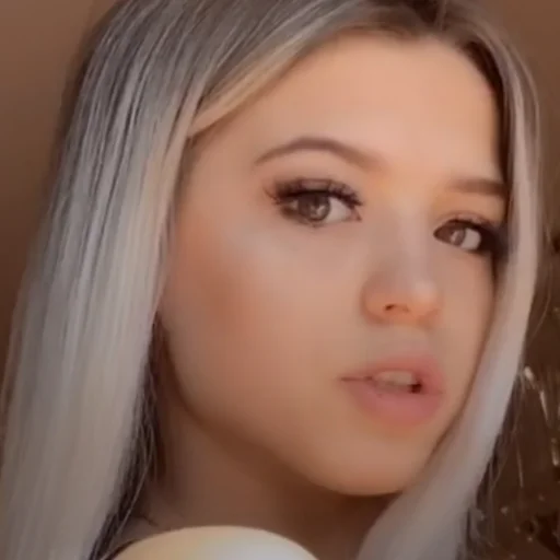 Человек ресница бровь