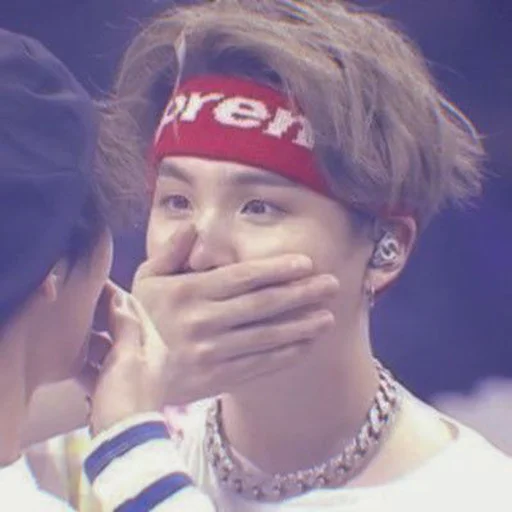 Человек человеческое лицо модный аксессуар