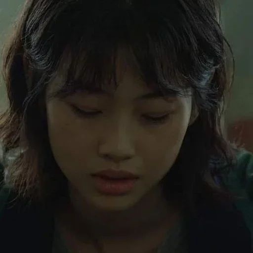 person human face eyebrow