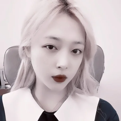 Стикер 🧦 ;; `` sulli :: by @hlpch1 :: @fStikBot - 6