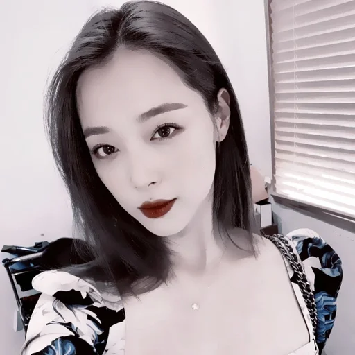Стикер 🧦 ;; `` sulli :: by @hlpch1 :: @fStikBot - 3