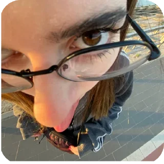 Стикер gigi - 8