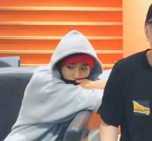 Стикер сиротки by @fStikBot - 10