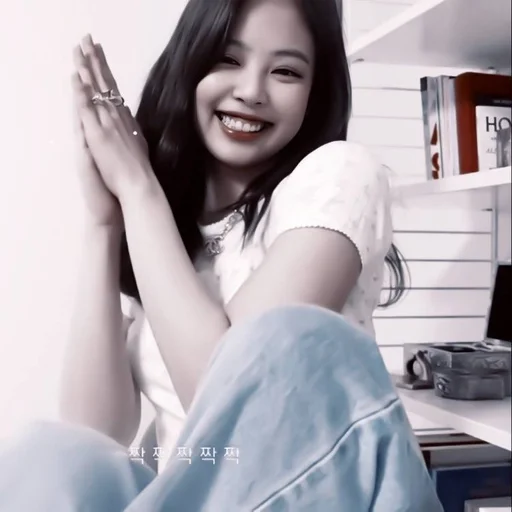 Человек улыбаться комнатный