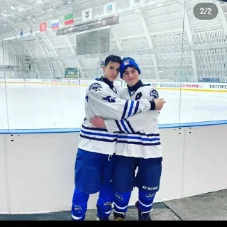 Стикер ХК Девон🤍💙🏒автор: @Pol9I - 2