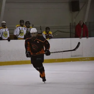 Стикер ХК Девон🤍💙🏒автор: @Pol9I - 10