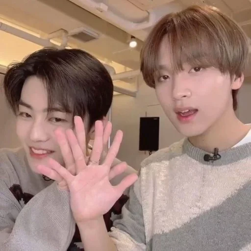 Sticker хэчан 🌹 :: @fStikBot - 9