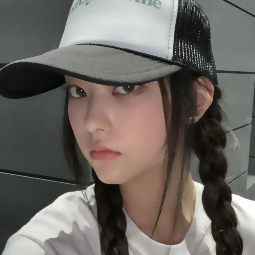 ˖ ་.HAERIN ! ? ★ ▸ by @lomicor - 