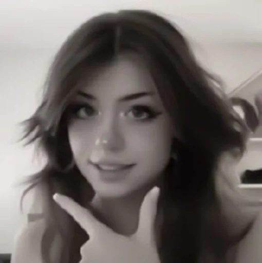 `ʜᴀɴɴᴀʜ @lindastik :: @fStikBot - 