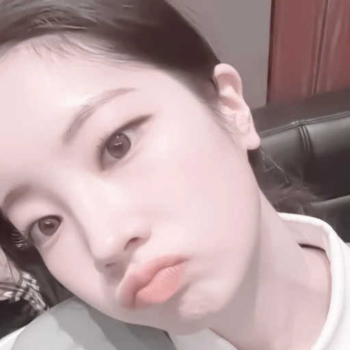 Sticker #𝐇𝐁𝐃: dahyun 🎂 ;: by @paradismaudit - 5