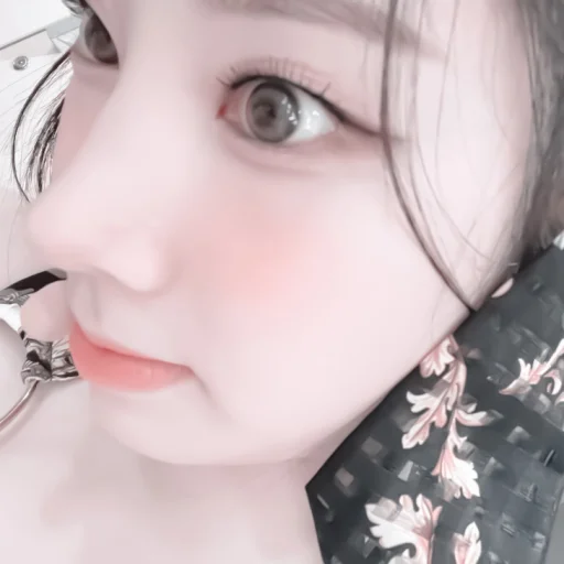 Sticker #𝐇𝐁𝐃: dahyun 🎂 ;: by @paradismaudit - 4