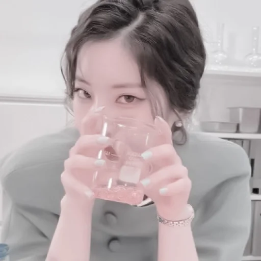 Sticker #𝐇𝐁𝐃: dahyun 🎂 ;: by @paradismaudit - 3