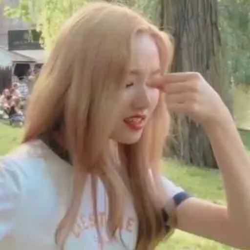 person human face long hair