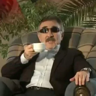 Стикер Помогите - 3