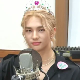 Sticker henjin_pon@ᴀʟʟ ᴀʙᴏᴜᴛ ᴋᴘᴏᴘ💋 - 9