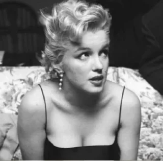 Стикер by @hernameisjollieee - 5