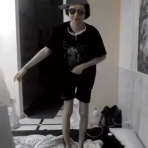 Sticker прострелите моё ебало - 4