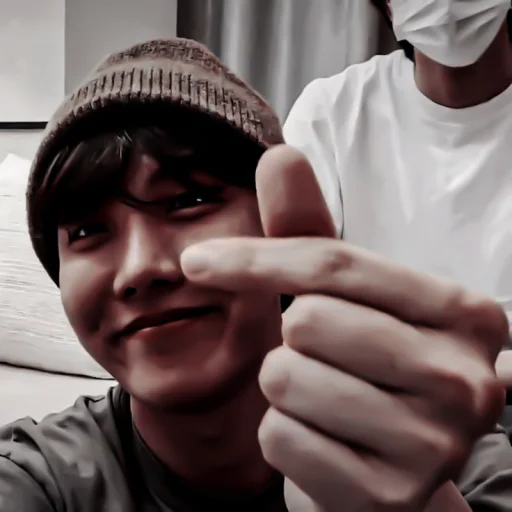 Sticker ˙ 𖥦  ⪧ hoseok ˒ ˶ @moonxsv.cóm - 7