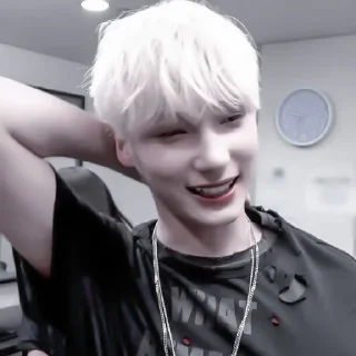 Sticker [🦡] ;; hueningkai ;; @lumicore_present - 6