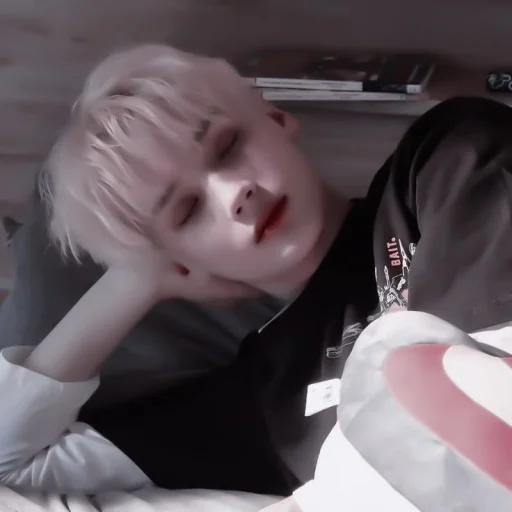 あ 𝘩𝘶𝘦𝘯𝘪𝘯𝘨𝘬𝘢𝘪 :; by @seduiisantee - Человек