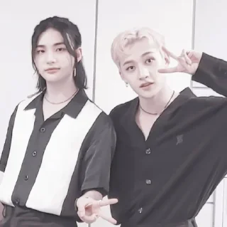 Sticker #𝐦𝐨𝐨𝐝: ℎ𝑦𝑢𝑛𝑐ℎ𝑎𝑛 ;: by @paradismaudit - 3