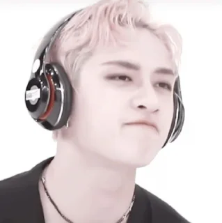 Sticker #𝐦𝐨𝐨𝐝: ℎ𝑦𝑢𝑛𝑐ℎ𝑎𝑛 ;: by @paradismaudit - 9