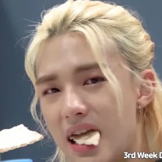 Sticker хенджин - 1