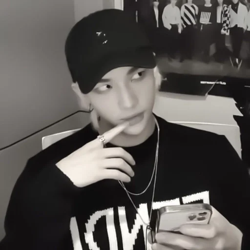 Стикер 𝘩𝘺𝘶𝘯𝘫𝘪𝘯 @jungkookxw :: @fStikBot - 4