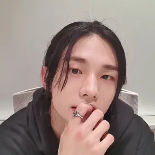 Sticker Hyunjin210917 @skzstickers - 9