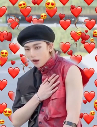 →Hwang Hyunjin | @HyunjinSKZ - 