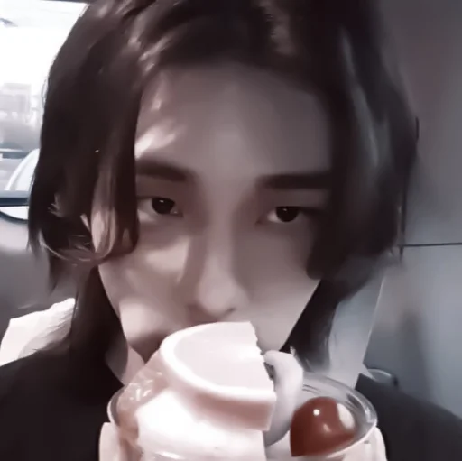 Стикер ❀ hyunjin ❀ [@helpik_lisonki] - 1