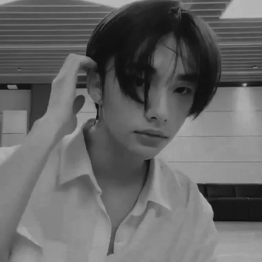 Sticker HYUNJIN DARK.01 @sheidoynie :: @fStikBot - 10