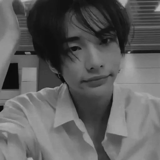 Sticker HYUNJIN DARK.01 @sheidoynie :: @fStikBot - 4