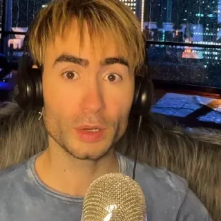 Стикер Крюшон - 1